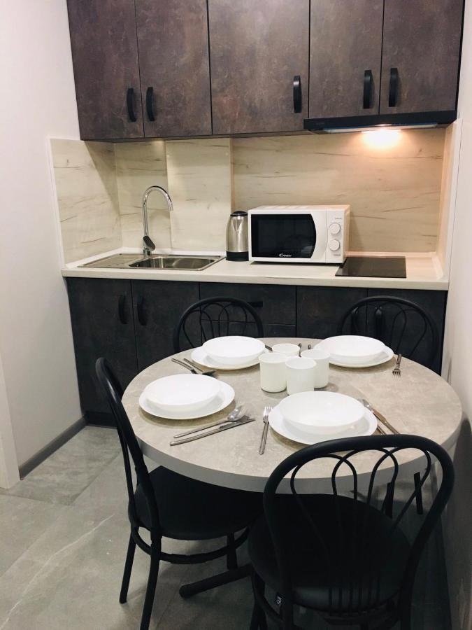 Welcome Apartments В Центре Uzhhorod Bagian luar foto