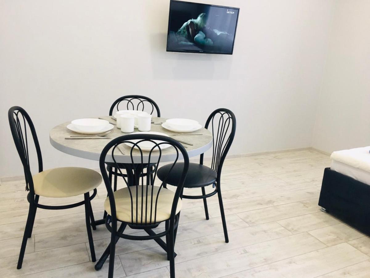 Welcome Apartments В Центре Uzhhorod Bagian luar foto