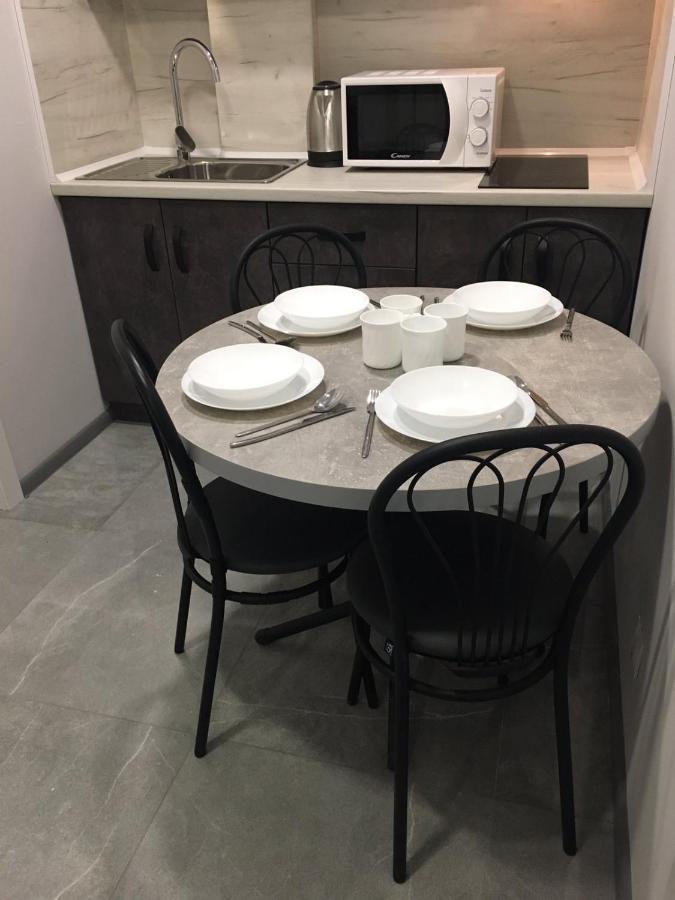 Welcome Apartments В Центре Uzhhorod Bagian luar foto